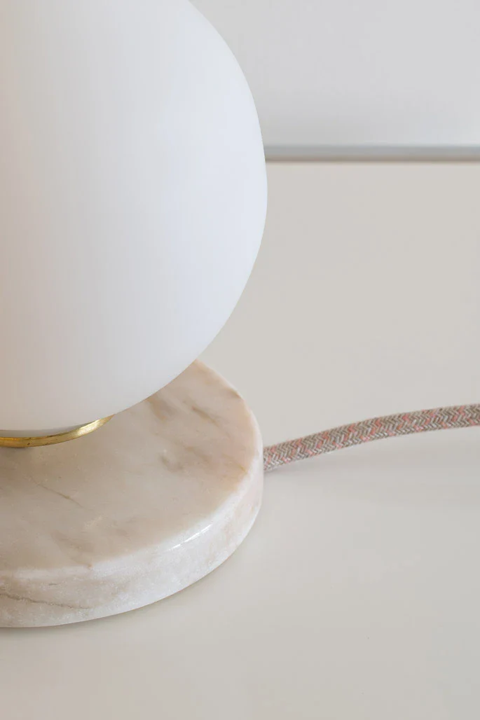 Lampe à poser Vintage - Opaline et Base en marbre - Isabelle - Image 16