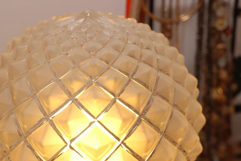 Lampe à poser Vintage - Globe en verre sur Base en laiton - Raphaele - Image 3