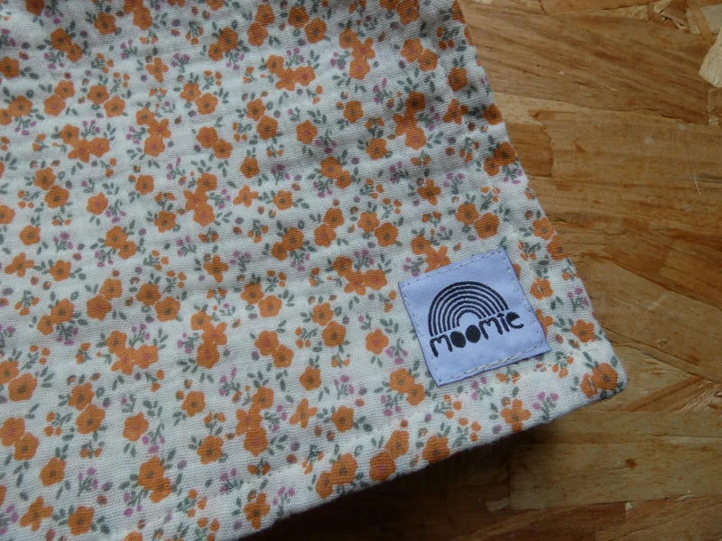 Lange fleuri fait à la main - Image 3