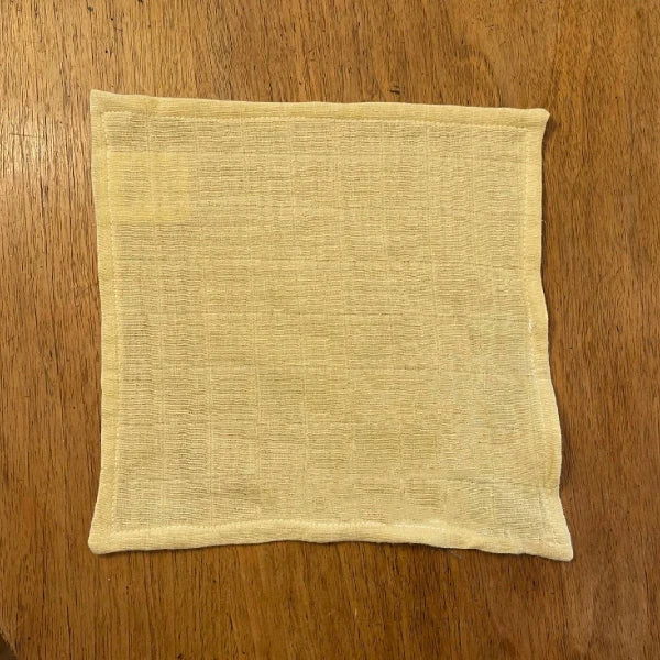 Doudou en coton bio & Anneau de dentition en bois | 5 coloris - Image 11