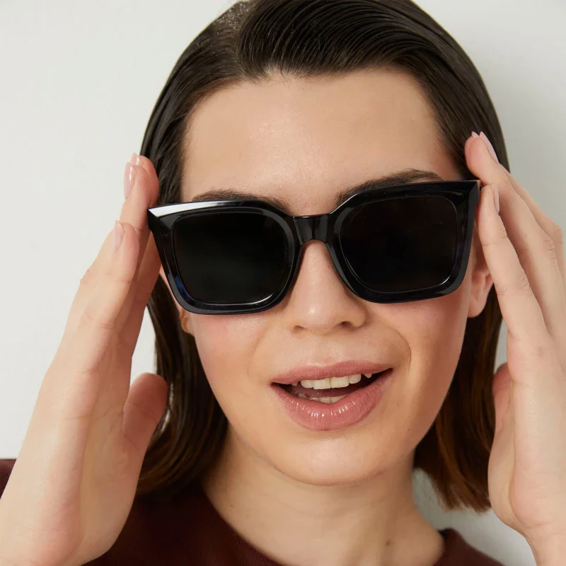 Lunettes de soleil polarisées unisexes en matière recyclée - Cometa - Image 2