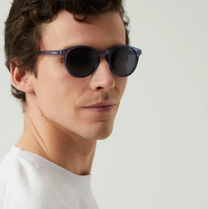 Lunettes de soleil écologiques polarisées unisexes en matières recyclées - Isla - Image 2