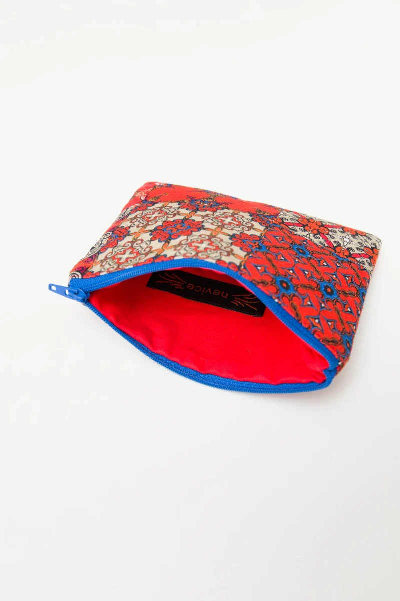 Petite pochette à zip orange et bleu - Image 3