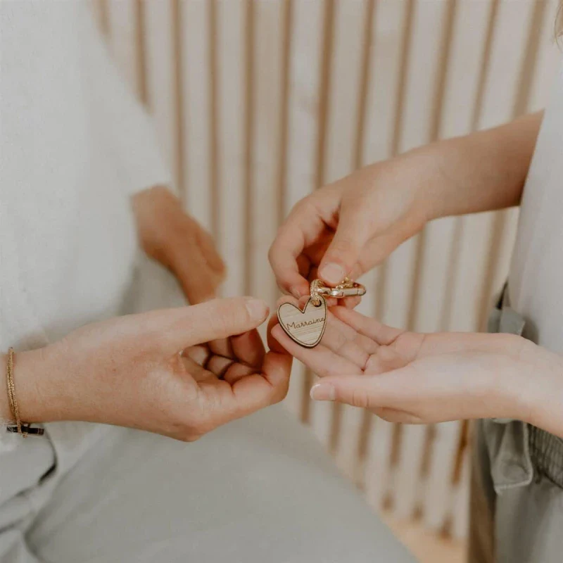 Pin's en bois - Tu vas être Demoiselle d'honneur - Image 3