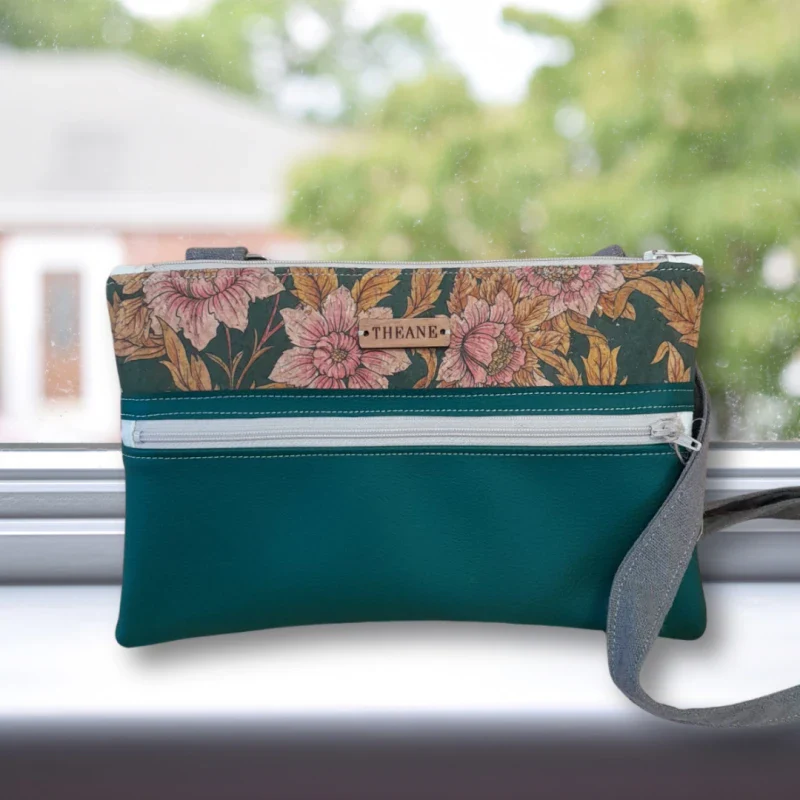 Pochette alter-cuir de raisin et liège avec sangle réglable - Image 10