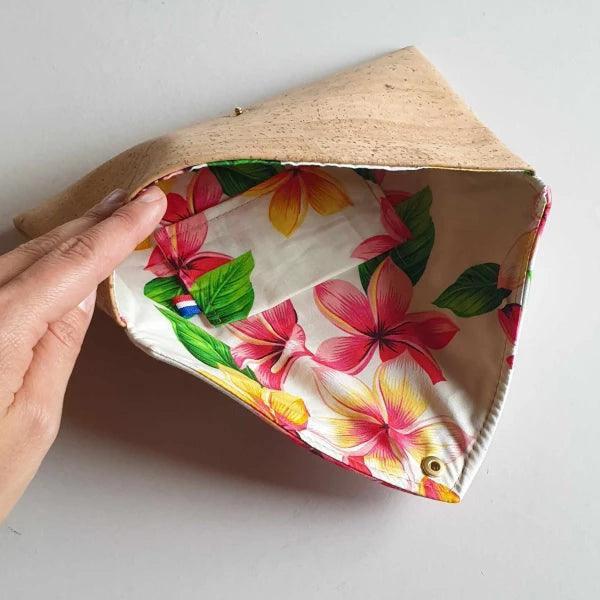 Pochette en liège Lia - Fleurs de tipanier - Image 3