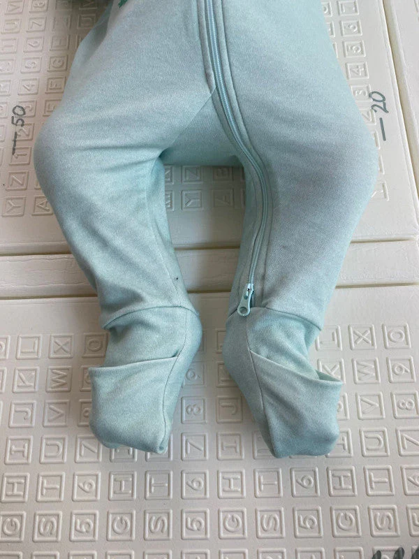 Pyjama unisexe pour bébé "Nager au milieu des coraux" - Image 4