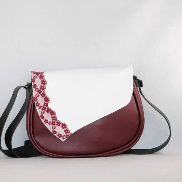 Rabat bohème chic en alter-cuir de raisin végan – Dentelle bordeaux - Image 5