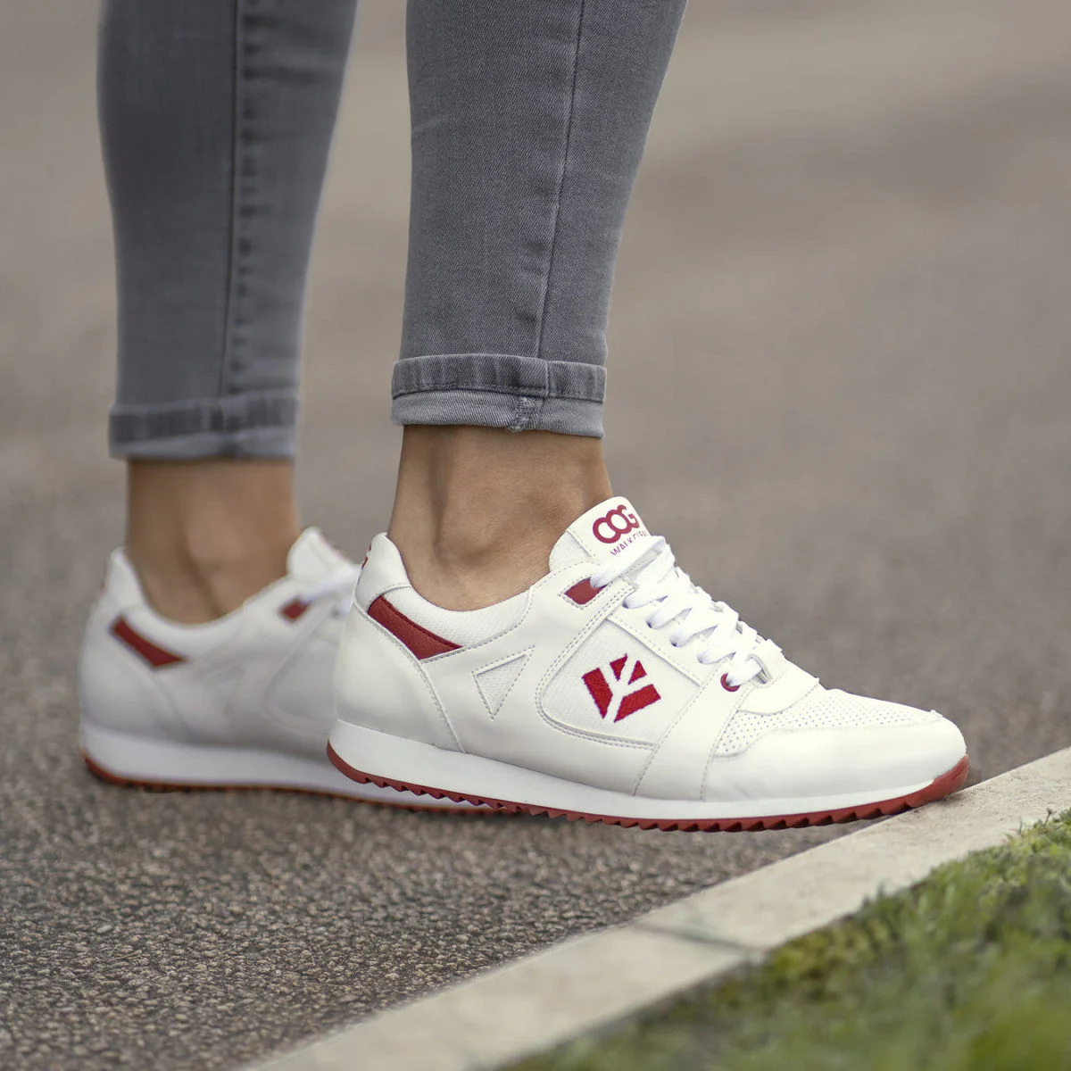 Baskets véganes pour femmes Blanc / Rouge Raven - Image 8