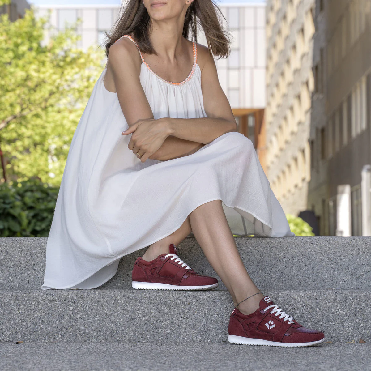 Baskets véganes pour femmes Bordeaux Raven - Image 10