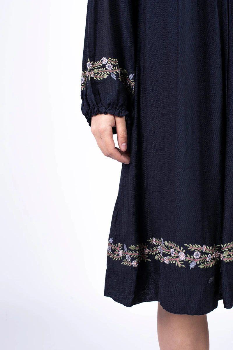 Robe noir en fibre de soja bio - Image 2