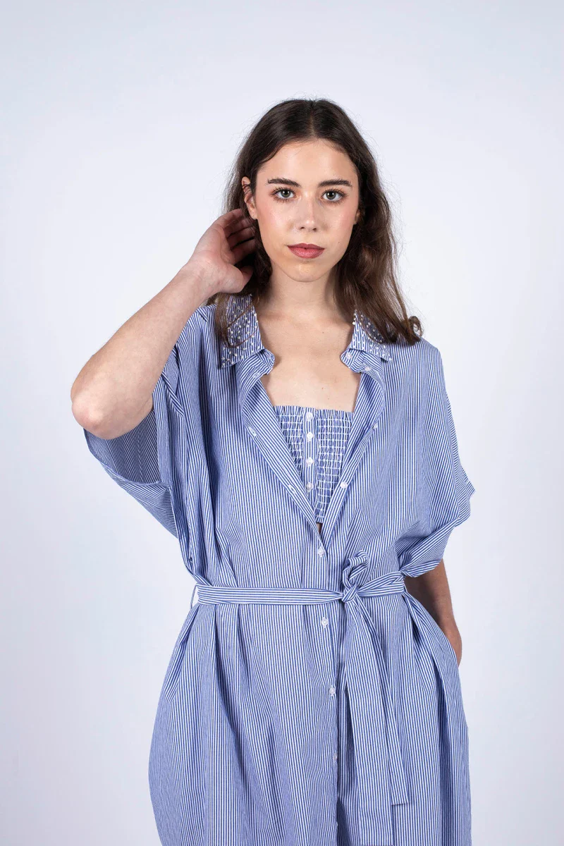 Robe bleue éco-responsables pièce polyvalente - Image 5