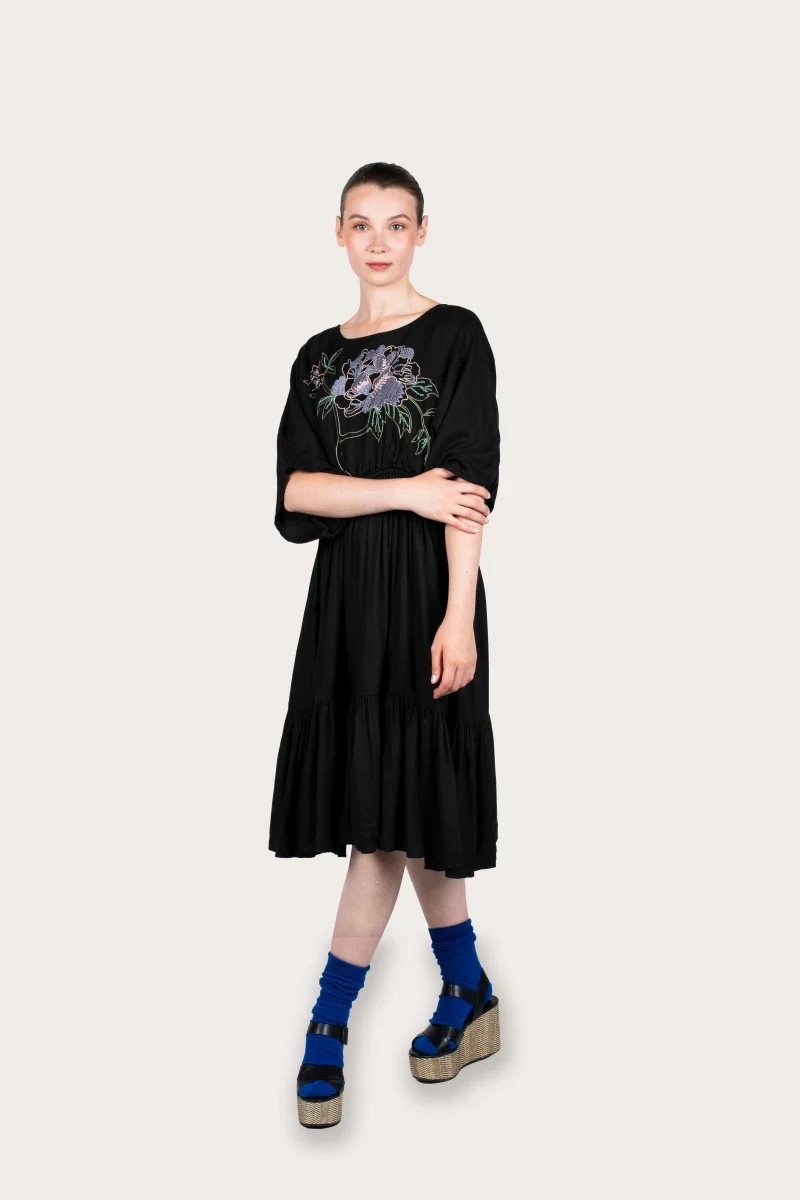 Robe noir bohème brodée Laly - Image 10