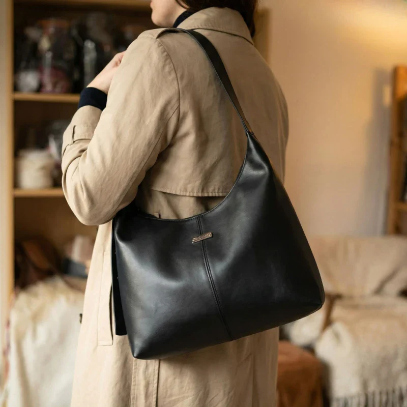 Sac à main hobo en alter-cuir de raisin - Image 2