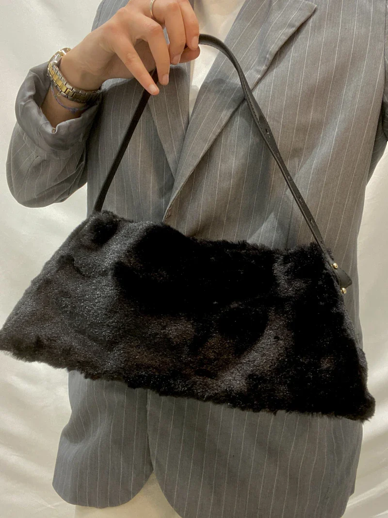 Sac à main vegan fourrure Faux Fur - All day Mini - Image 10