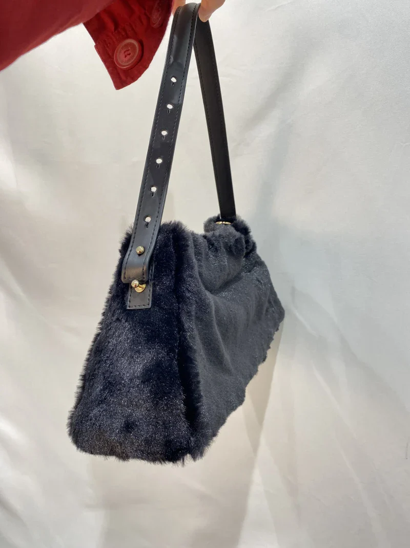 Sac à main vegan fourrure Faux Fur - All day Mini - Image 4