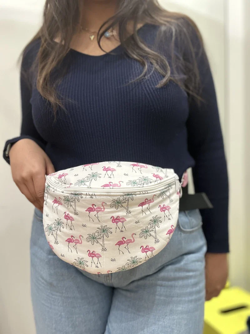 Sac banane blanc motifs flamants roses - Image 9