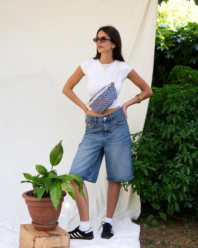Sac banane bleu marine en matière recyclé - Marguerite - Image 8