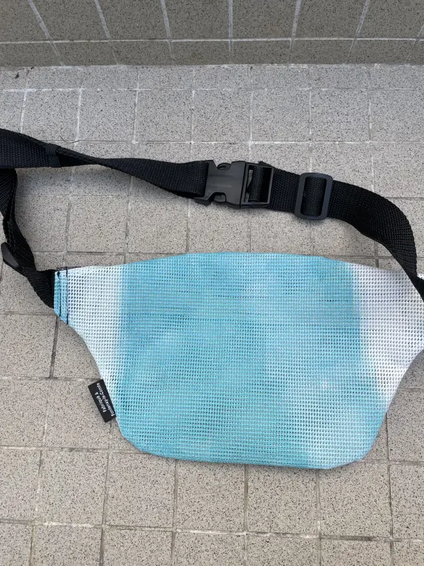 Sac banane française en tissu upcyclé - plusieurs coloris - Image 6