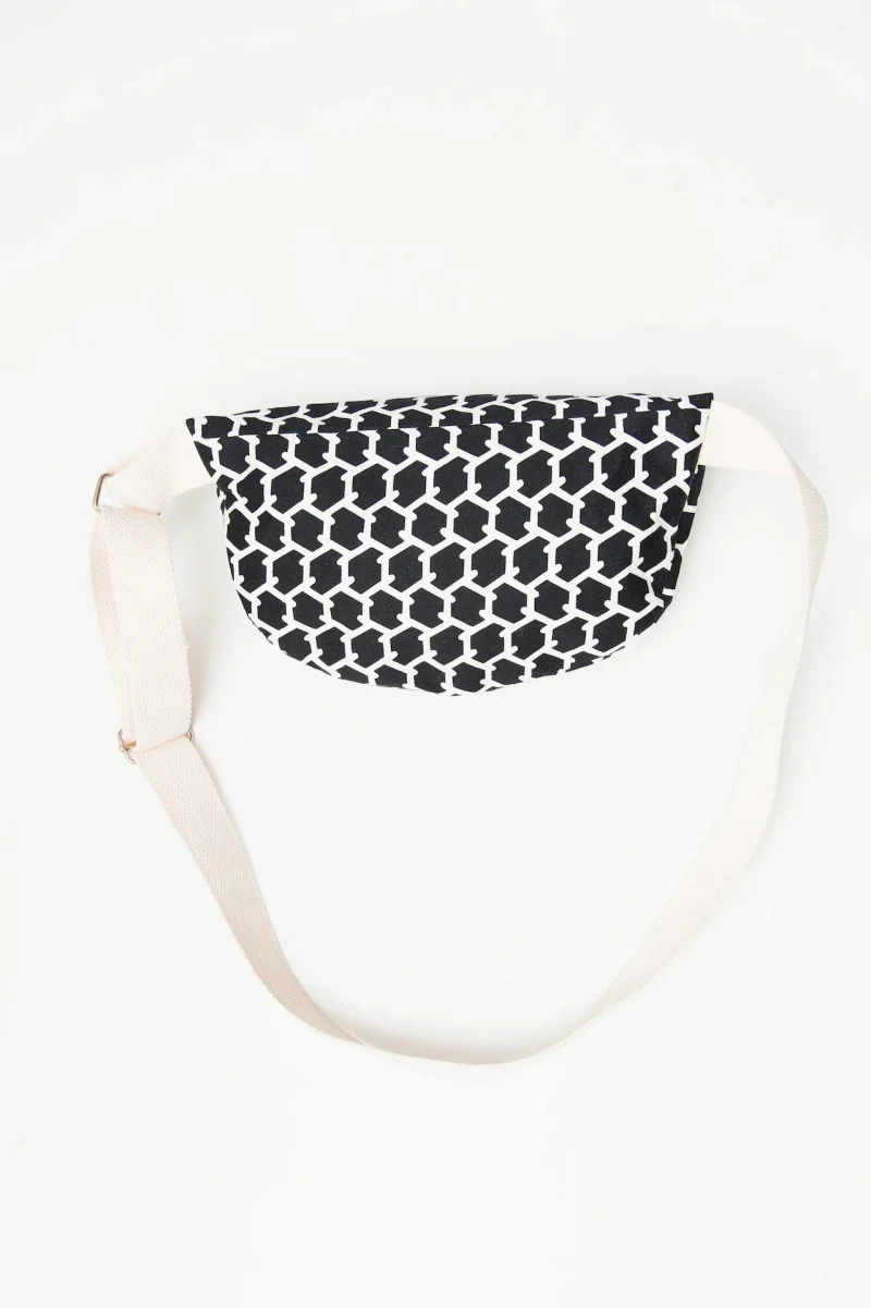 Sac banane noir et blanc en coton bio - Fanny - Image 5