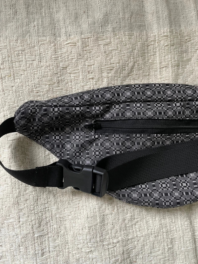 Sac banane Noir - Kachin - Image 5