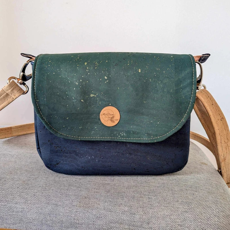 Sac bandoulière liège Bleu marine Luna avec rabat interchangeable - Image 5