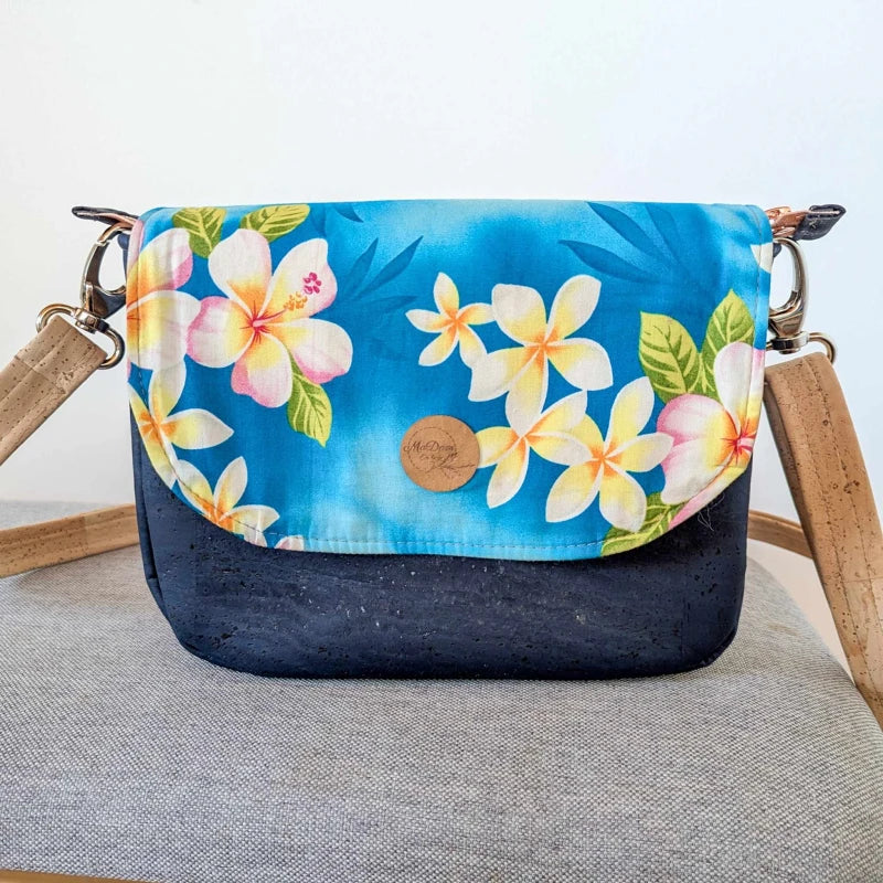 Sac bandoulière liège Bleu marine Luna avec rabat interchangeable - Image 9