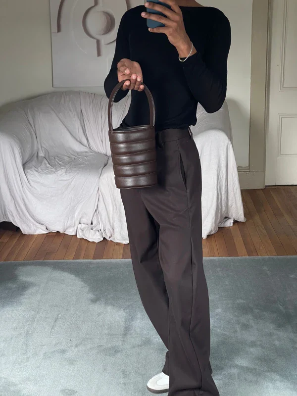 Sac Bucket Mini Matelassé en cuir végan Marron - Image 7