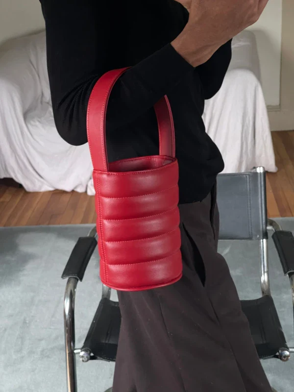 Sac Bucket Mini Matelassé en cuir végan Rouge - Image 13