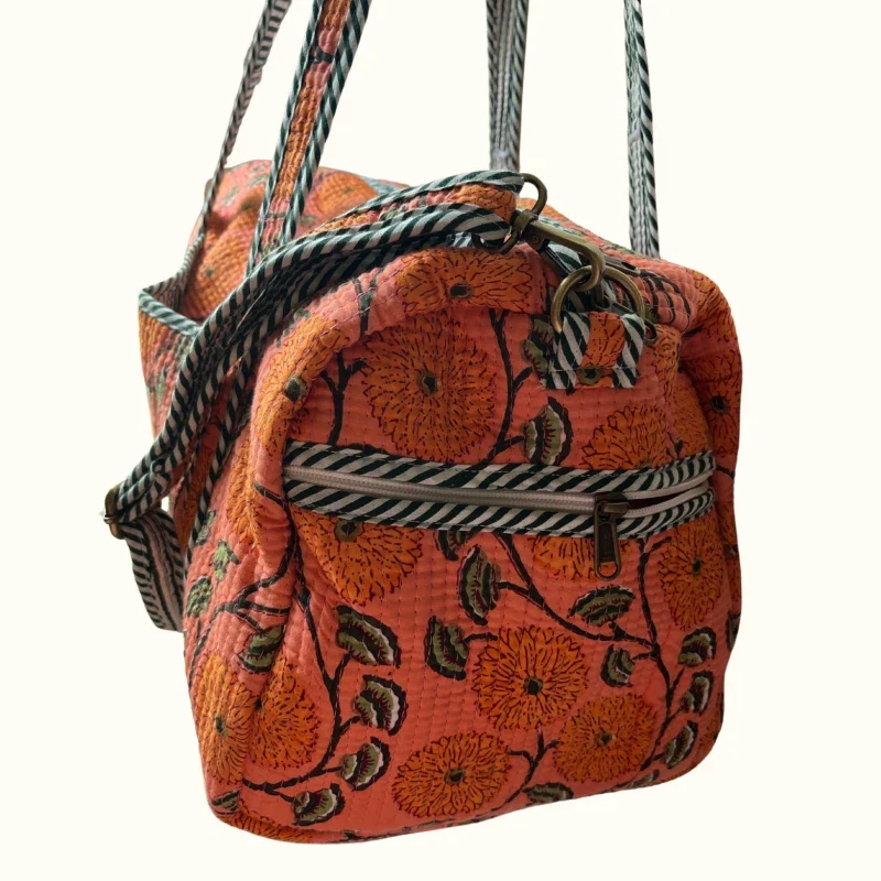 Sac de voyage "Sunny Squeeshy Flowers" - Image 2