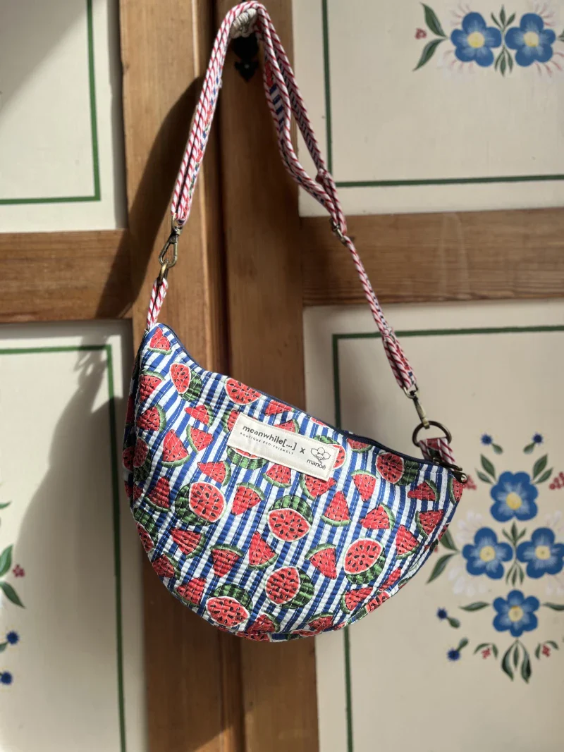 Sac demi lune pastèque - Manoë x Meanwhile Boutique (édition limitée) - Image 2