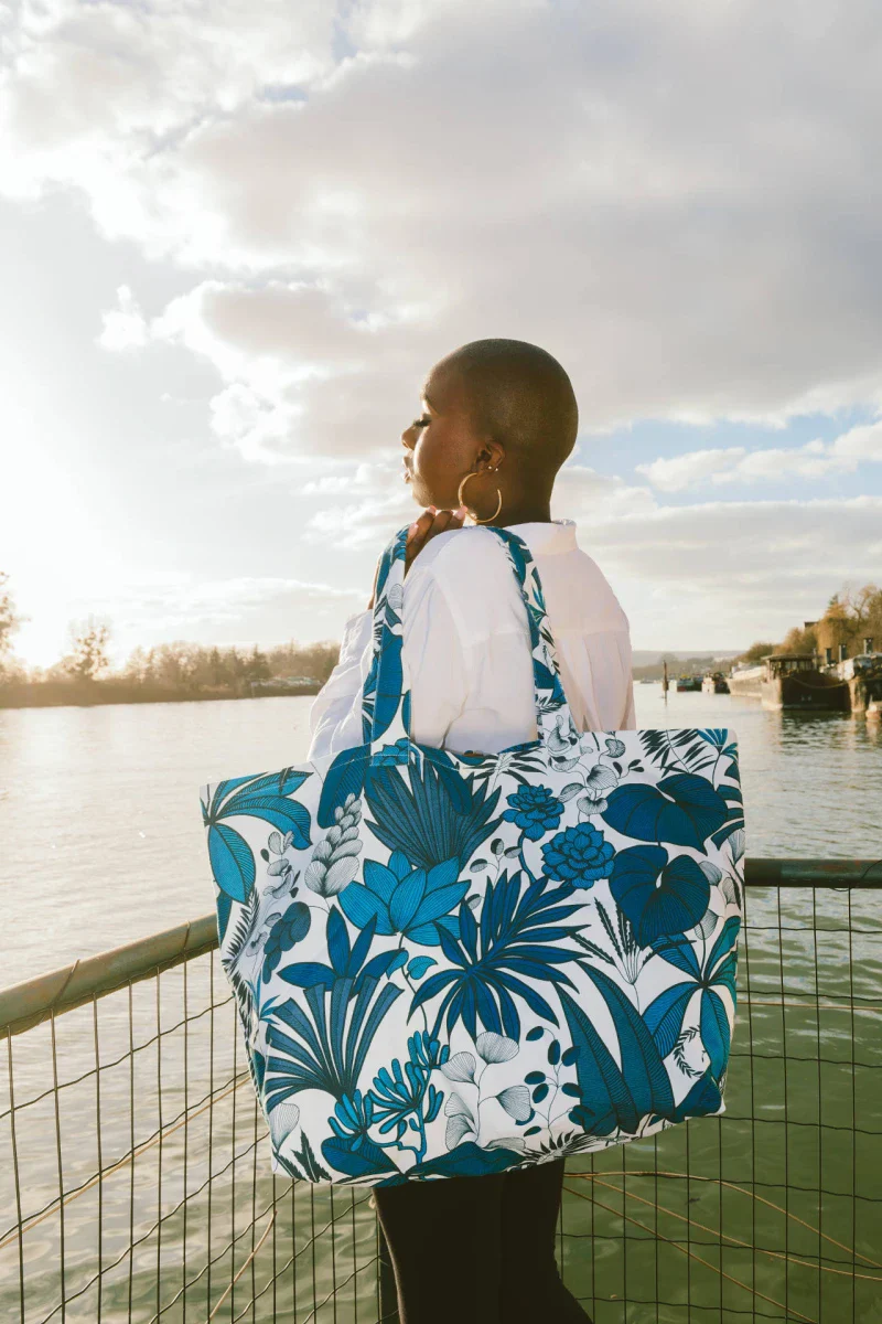 Sac réversible bleu en coton biologique - Image 6