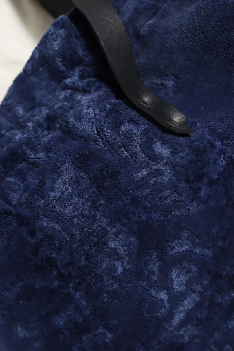 Sac seau en velours bleu - Shade - Image 2