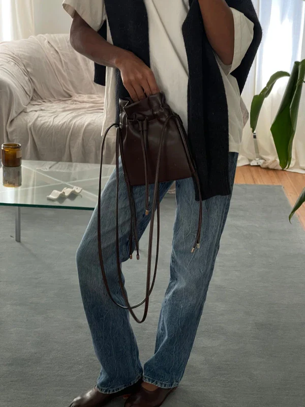 Sac Sling Pouch en cuir vegan Marron - Image 6