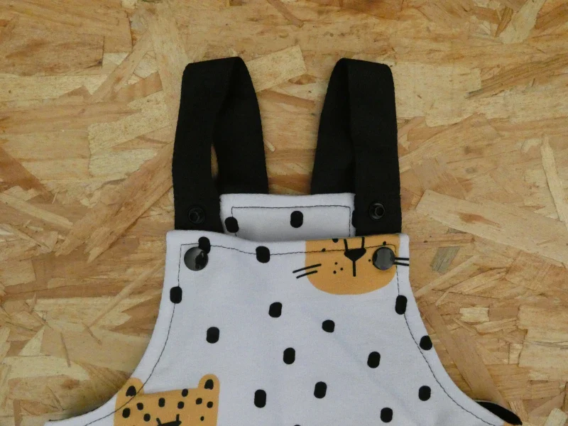 Salopette courte pour bébé en coton bio - Imprimé léopards - Image 3