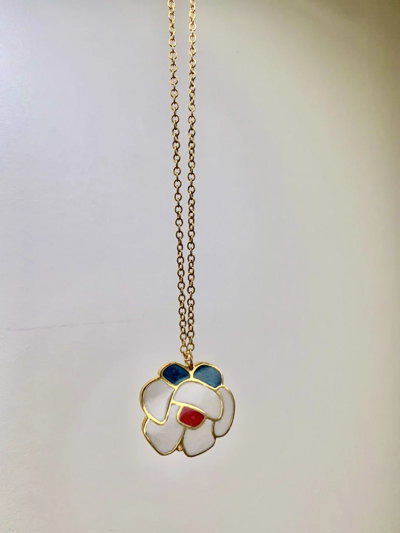 Sautoir doré avec pendentif perles - Fleurs d'orchidées blanches - Image 3
