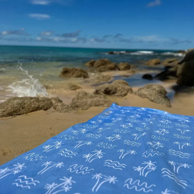 Serviette de plage – Ultra-absorbante, anti-sable, à séchage rapide - Lou - Image 4