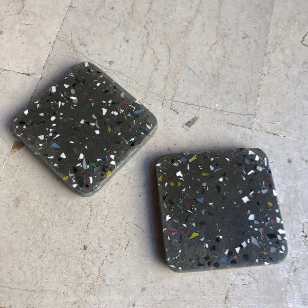 Set de 2 sous-verres en béton et plastique recyclé - Image 17