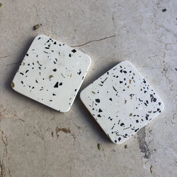 Set de 2 sous-verres en béton et plastique recyclé - Image 6