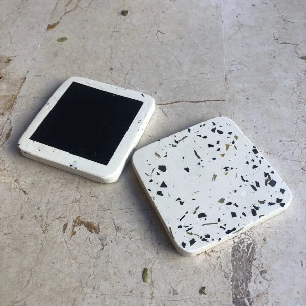 Set de 2 sous-verres en béton et plastique recyclé - Image 7