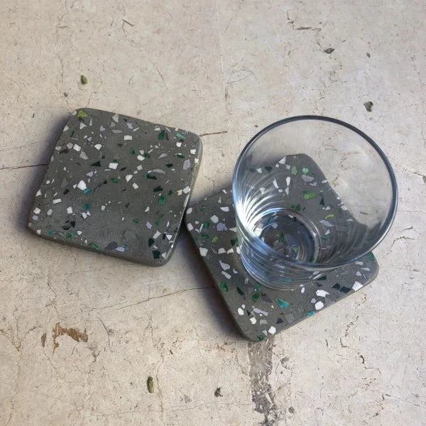 Set de 2 sous-verres en béton et plastique recyclé - Image 9