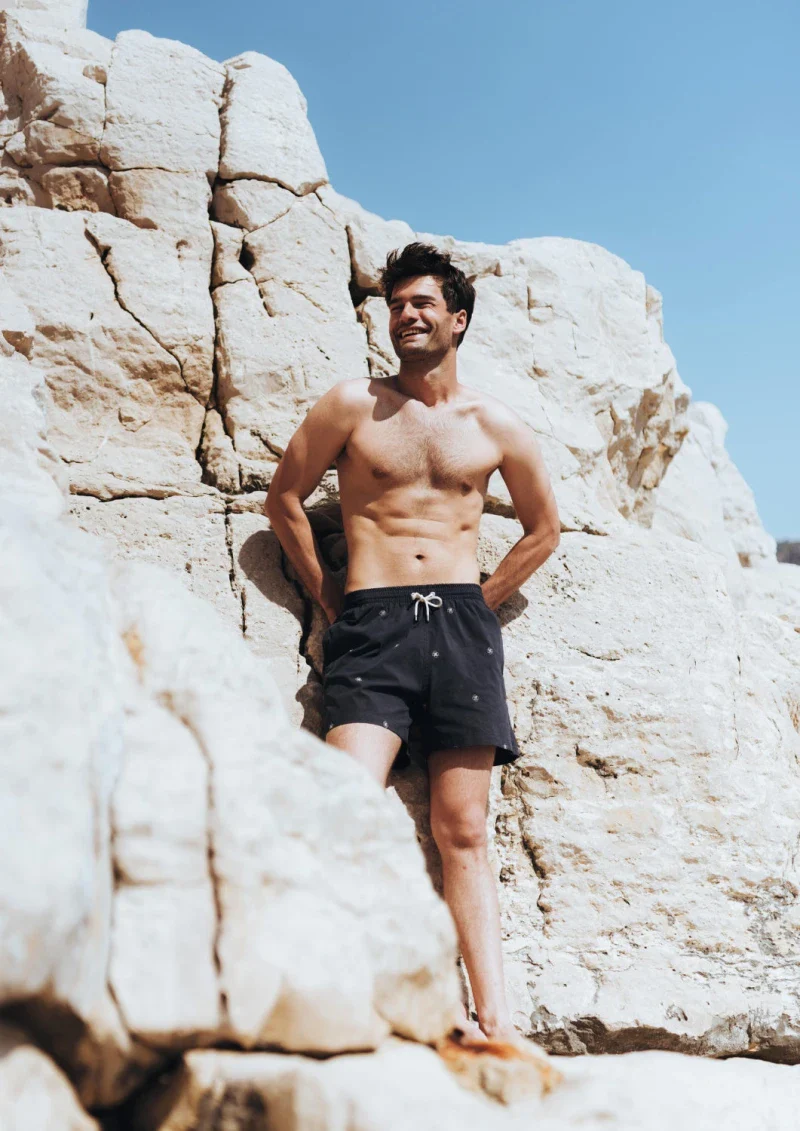 Short de bain homme en matières recyclées - les noeuds - Image 2