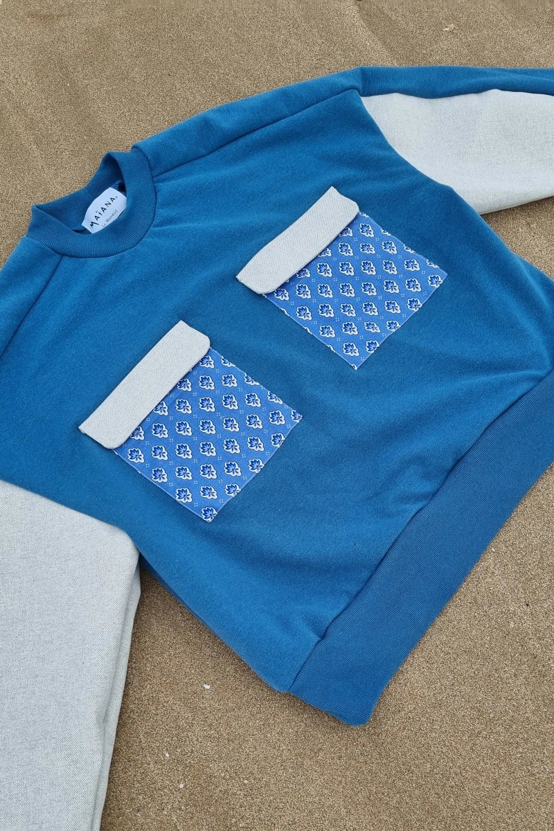 Sweat bleu en tissus recyclés - Marguerite - Image 2