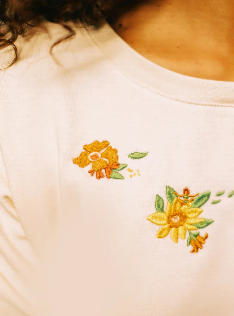 Sweat en coton bio unisexe – Fleurs rétro - Image 3
