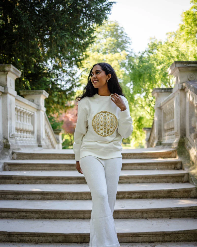 Sweat unisexe brodé en Coton Bio - Fleur de vie - Image 13