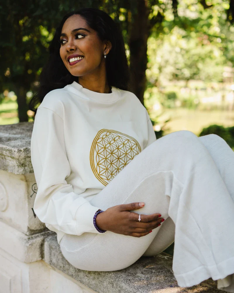 Sweat unisexe brodé en Coton Bio - Fleur de vie - Image 8