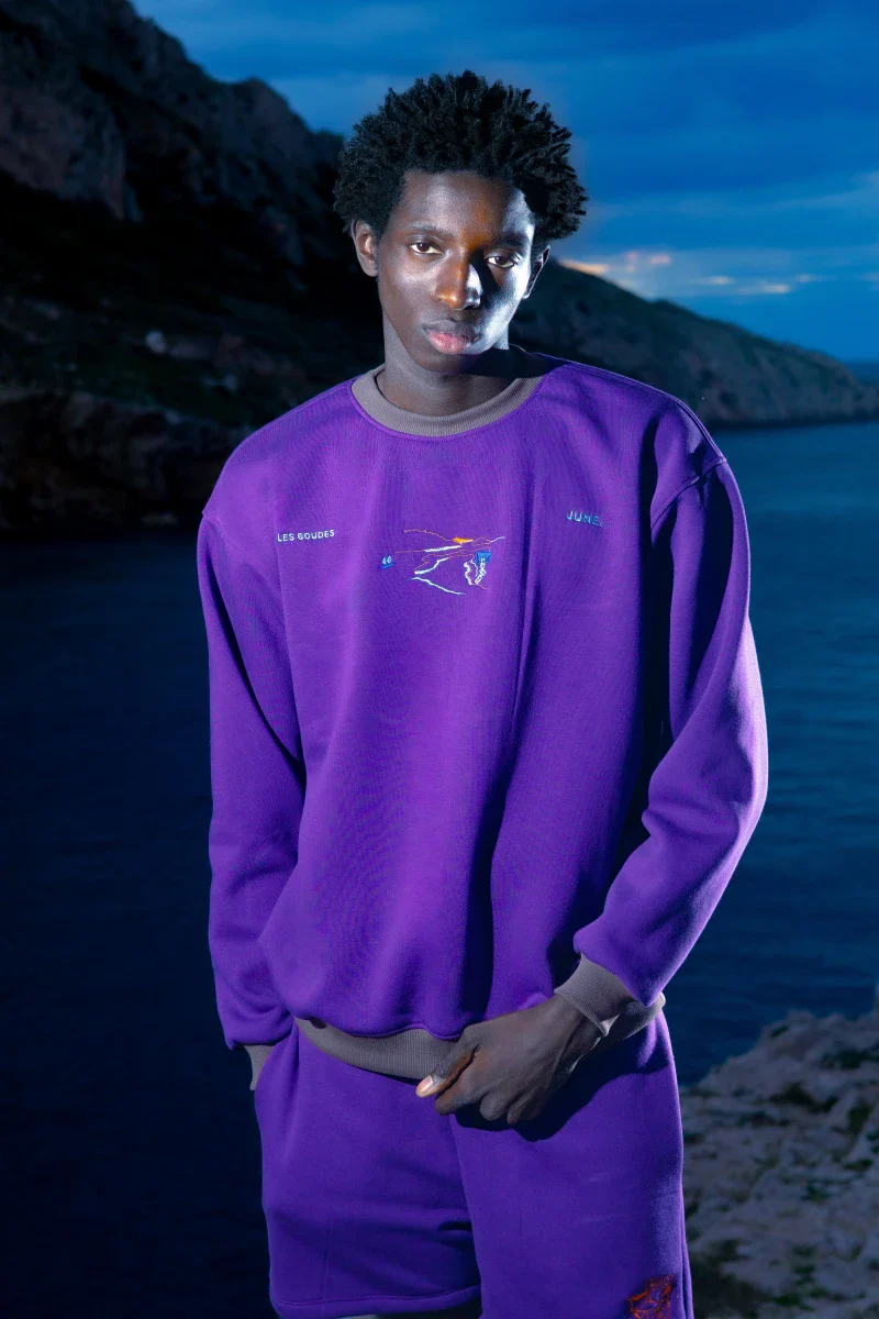 Sweat violet unisex brodé "Les Goudes"