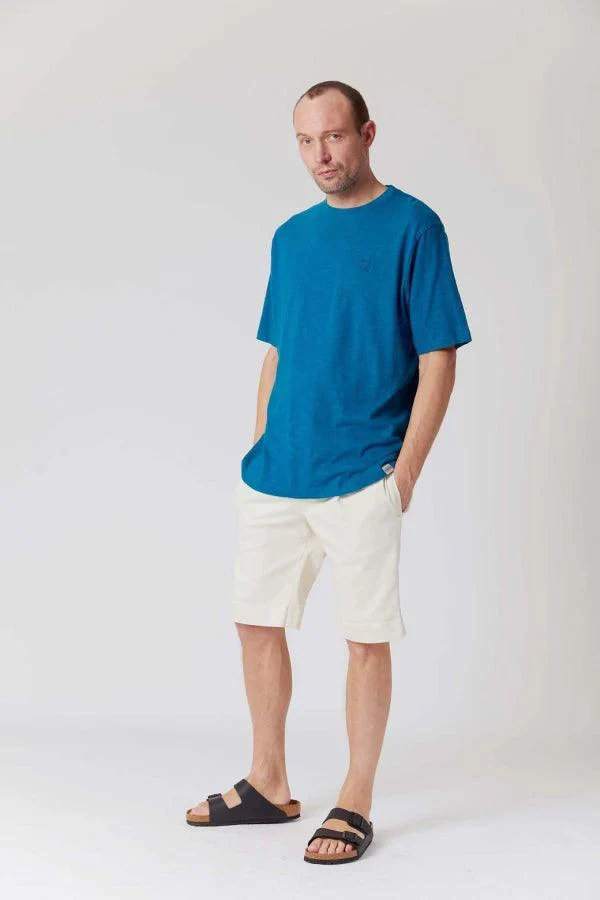 T-shirt bleu sarcelle pour homme en coton bio - Kin - Image 2