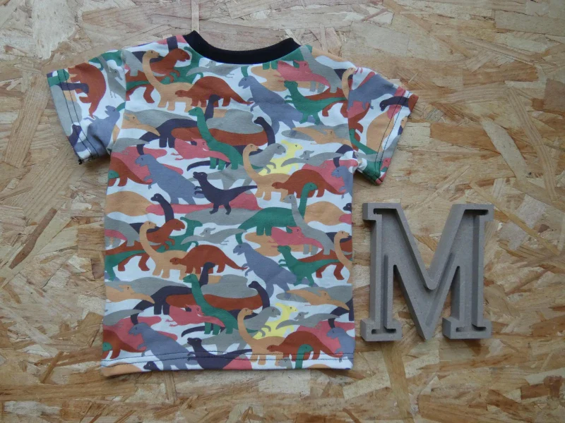 T-shirt Dinosaures Éco-Responsable Fait Main - Image 3