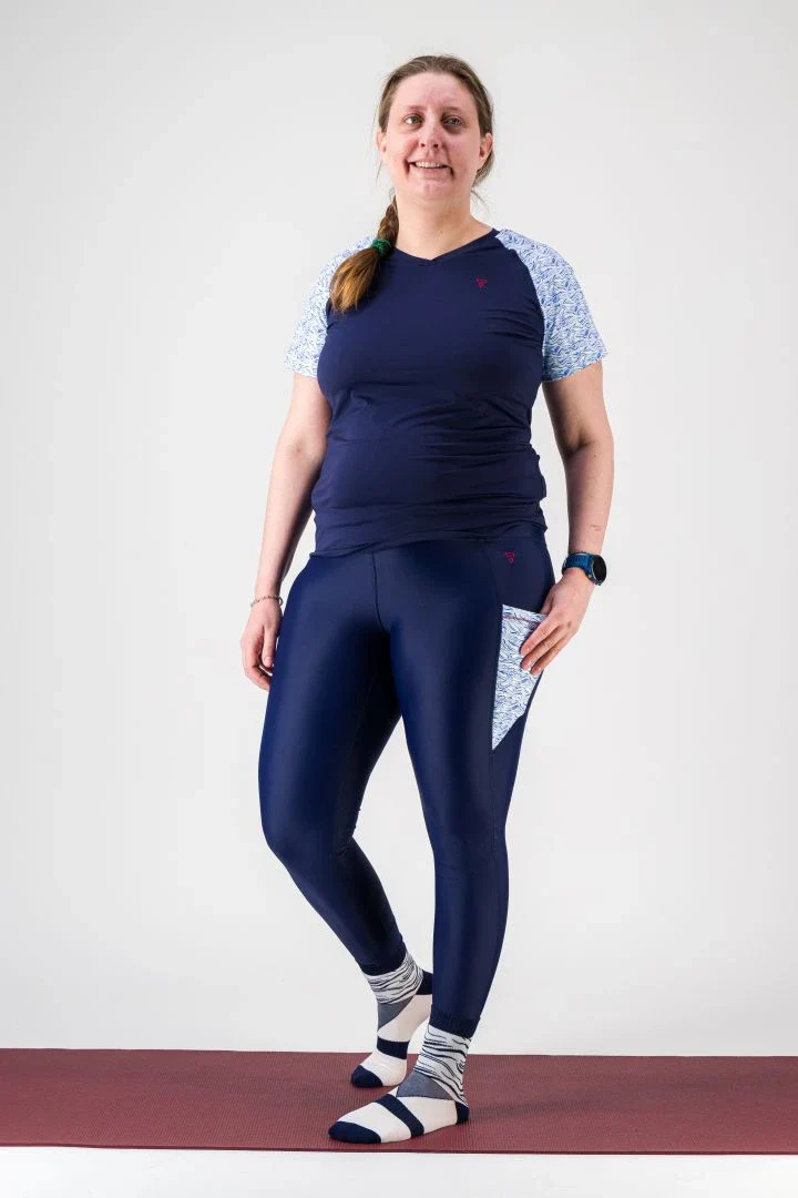 T shirt sport femme col V "Nouvelle Vague" - Image 12